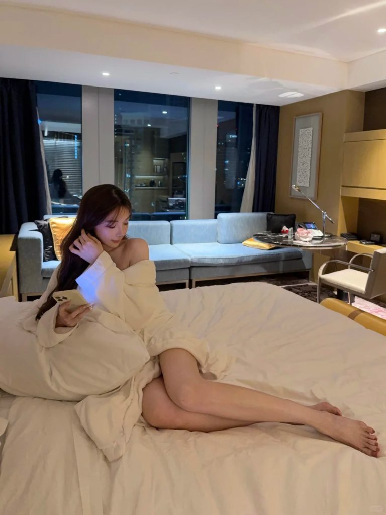 城市生活人物配图