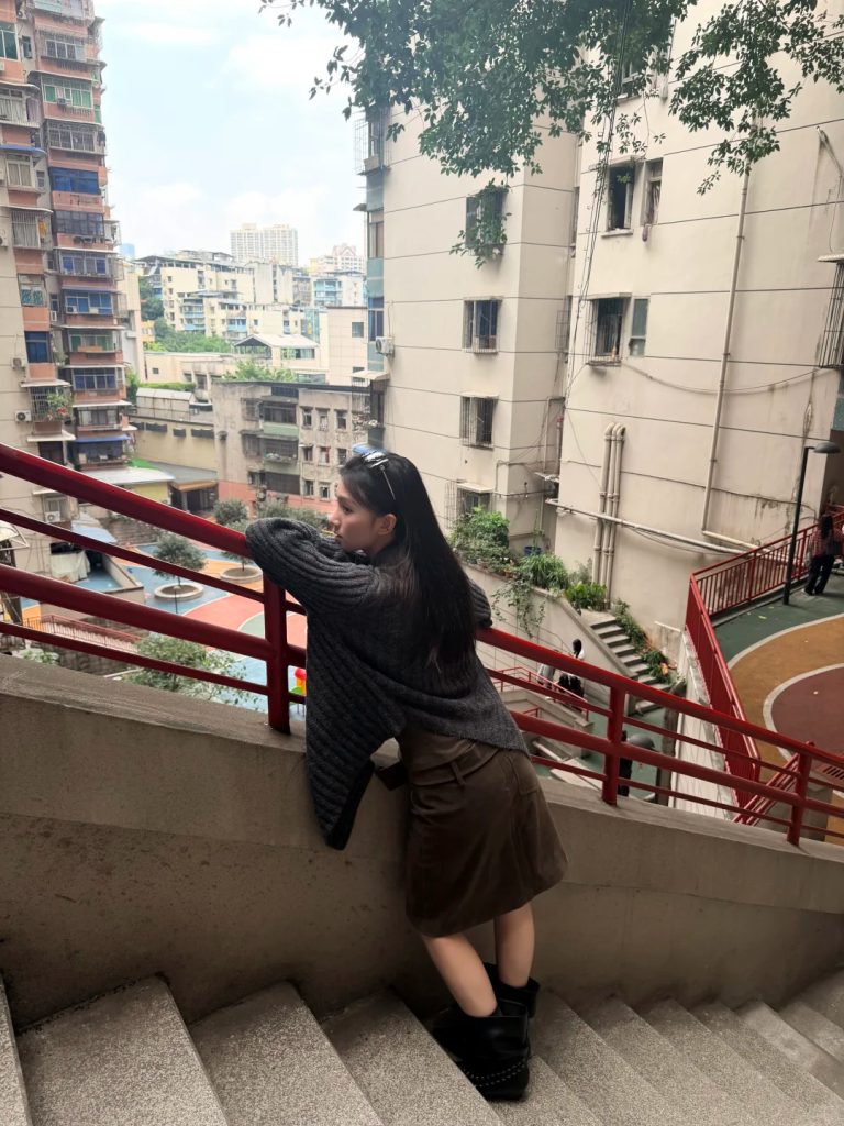 城市生活人物配图